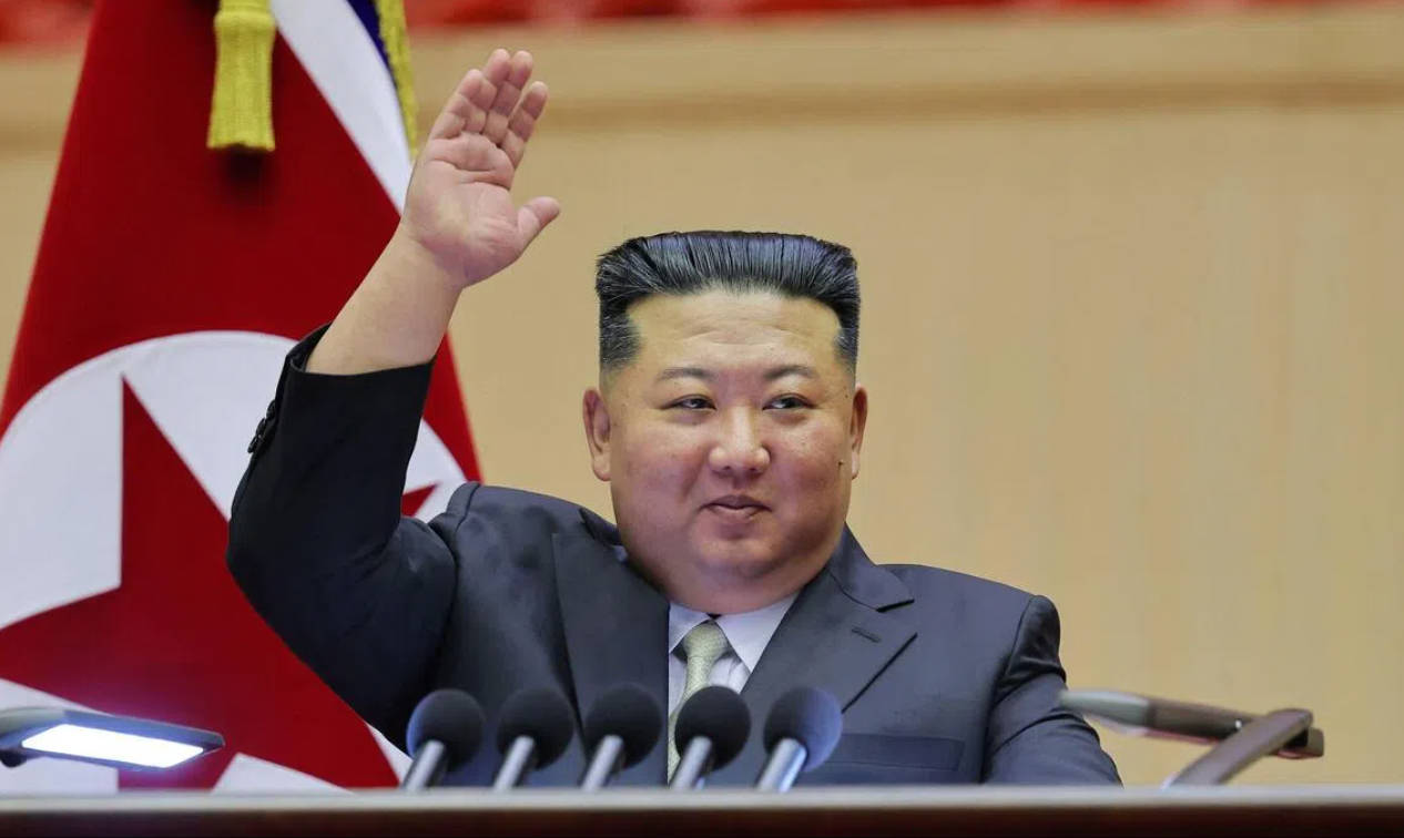 分析认为，淡化先代领袖政绩、强化总书记权能，意在进一步凸显金正恩时代的独立统治体系。此外，将最高领导人的权力具体化，也可能着眼于未来权力交接。（法新社）